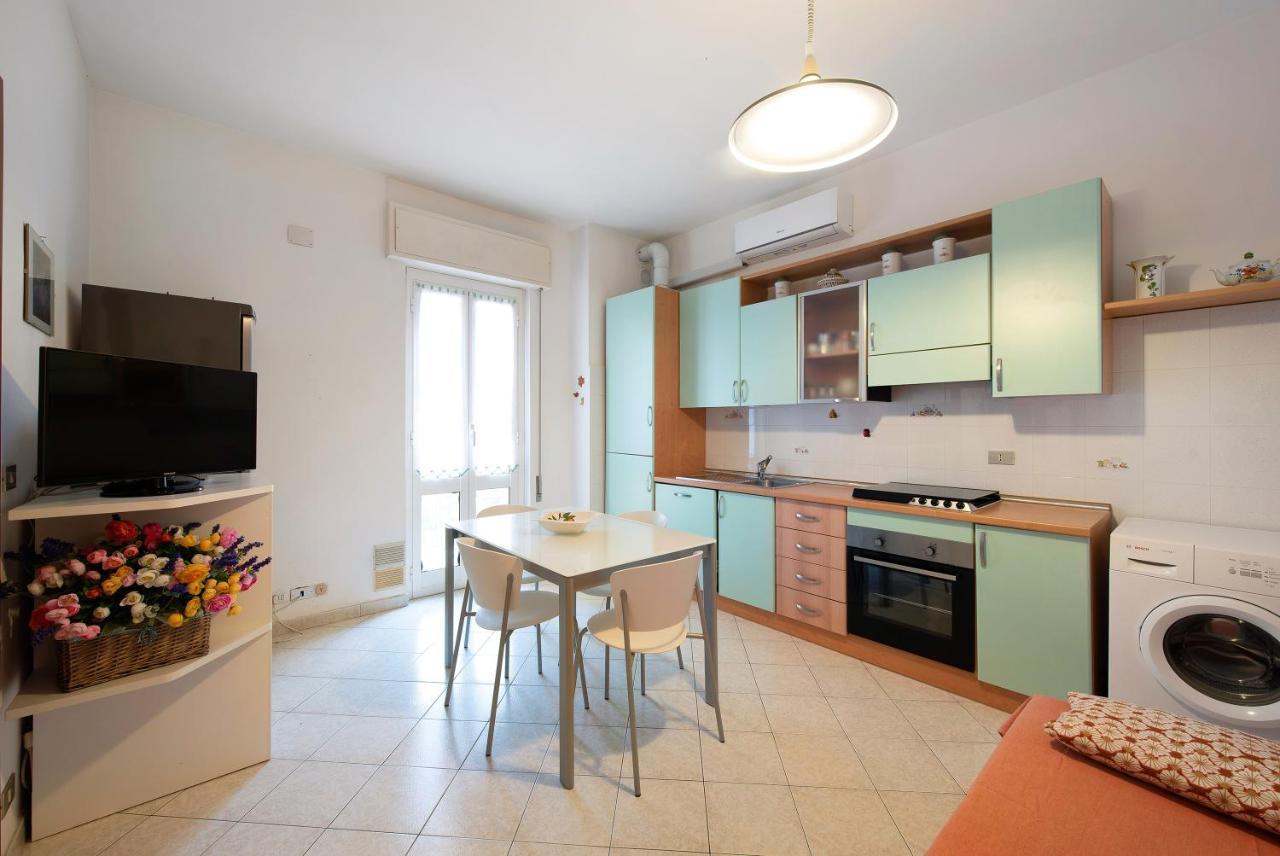 Trilocale Mazzini Con 2 Balconi Apartment วาราซเซ ภายนอก รูปภาพ