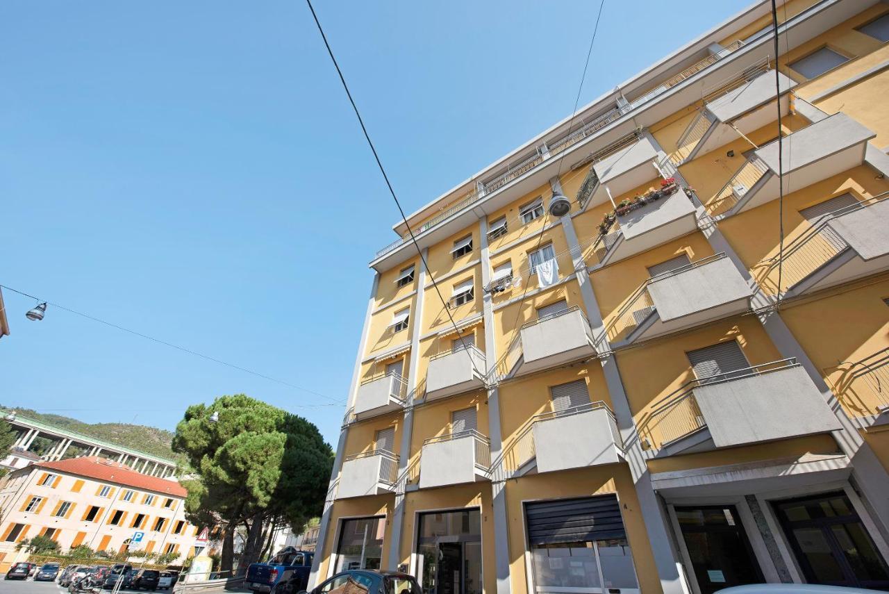 Trilocale Mazzini Con 2 Balconi Apartment วาราซเซ ภายนอก รูปภาพ